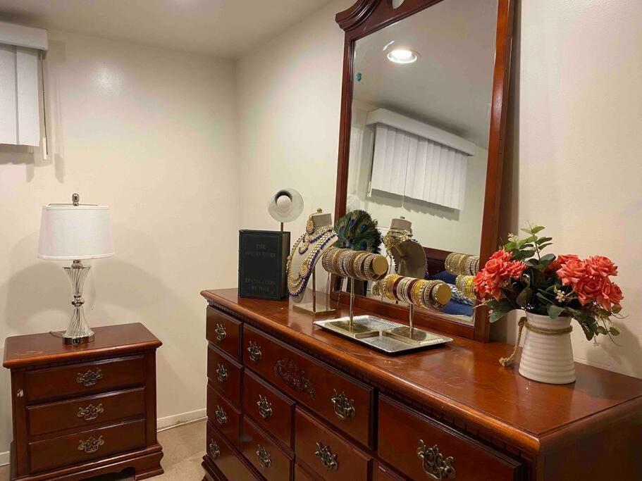 Treasure In Queens Apartment New York City Exterior photo
